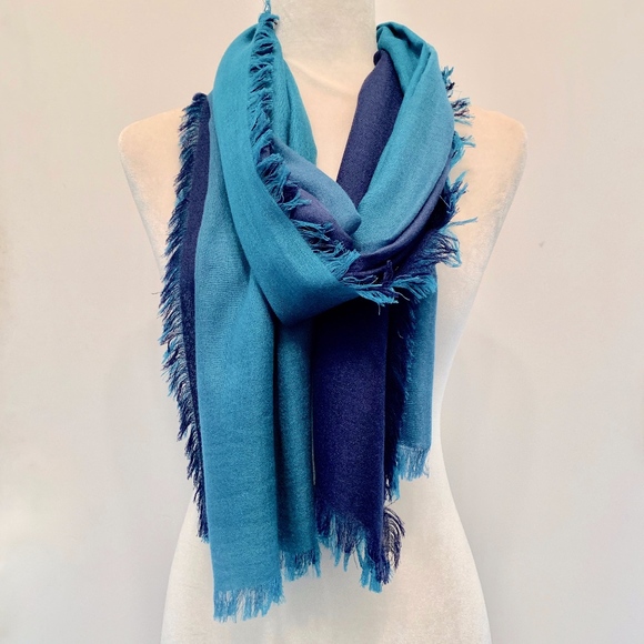 Nordstrom Accessories - Nordstrom Cashmere Silk Two-tone Blue Wrap Scarf